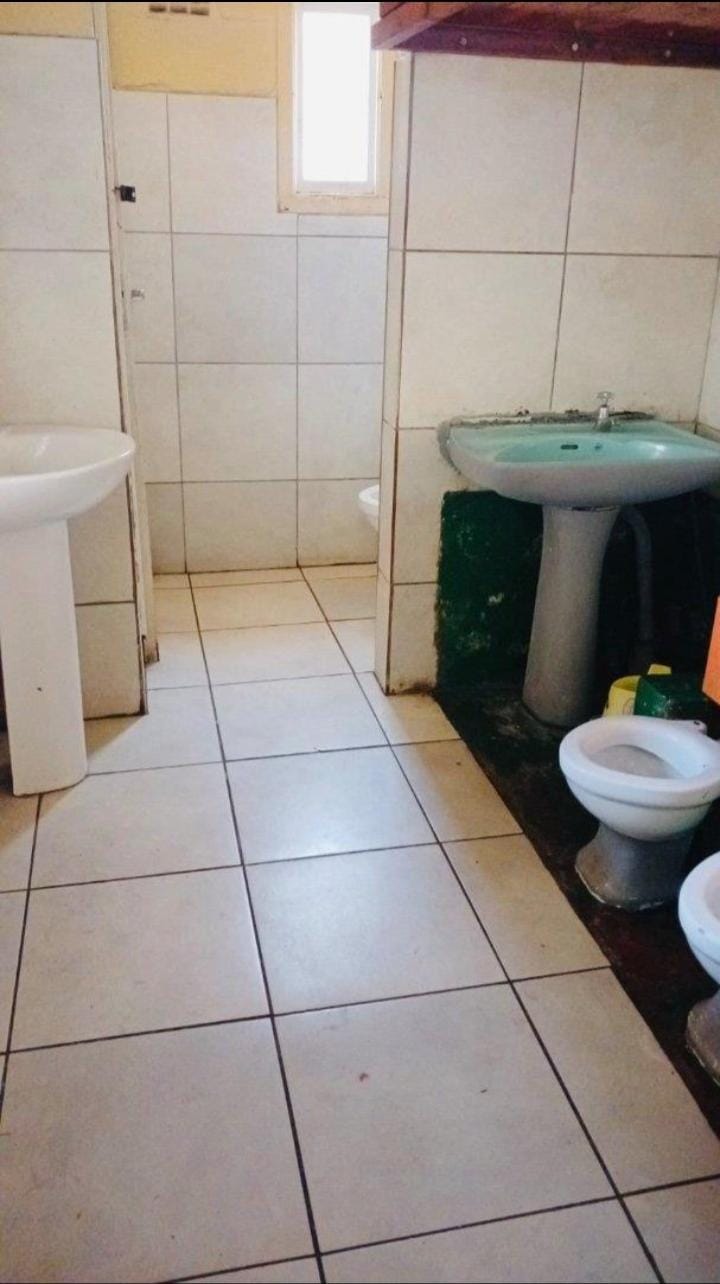 6 Bedroom Property for Sale in West Bank Eastern Cape